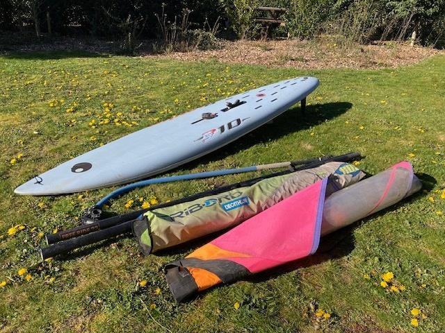 Windsurfplank BIC Rumba 3.10, Watersport en Boten, Windsurfen, Ophalen, 300 cm of meer, Zo goed als nieuw, Met vin(nen)