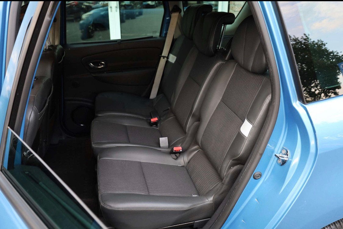 Renault Megane Scenic (Grand) 7-zitplaats 2015 140.000 km, Auto's, Renault, Particulier, Benzine, Te koop