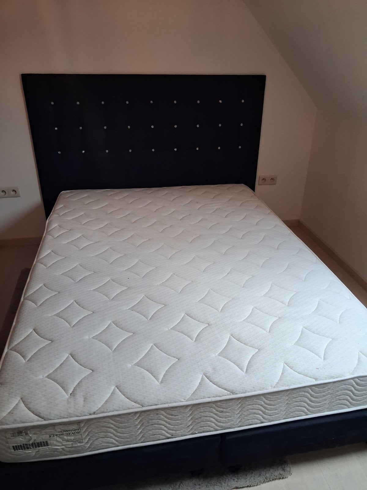 Bed 1m40, nachtkastjes met of zonder matras, Huis en Inrichting, Slaapkamer | Bedden, Ophalen, Gebruikt, Zwart, 140 cm