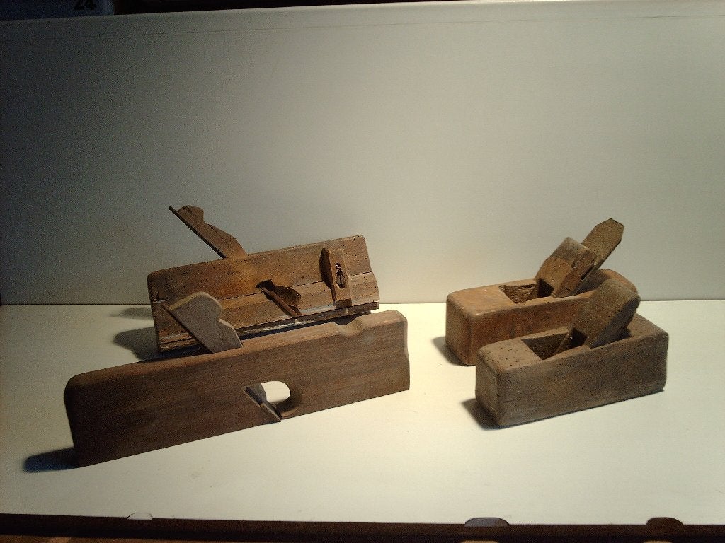 Quatre avions de charpentier, Enlèvement ou Envoi