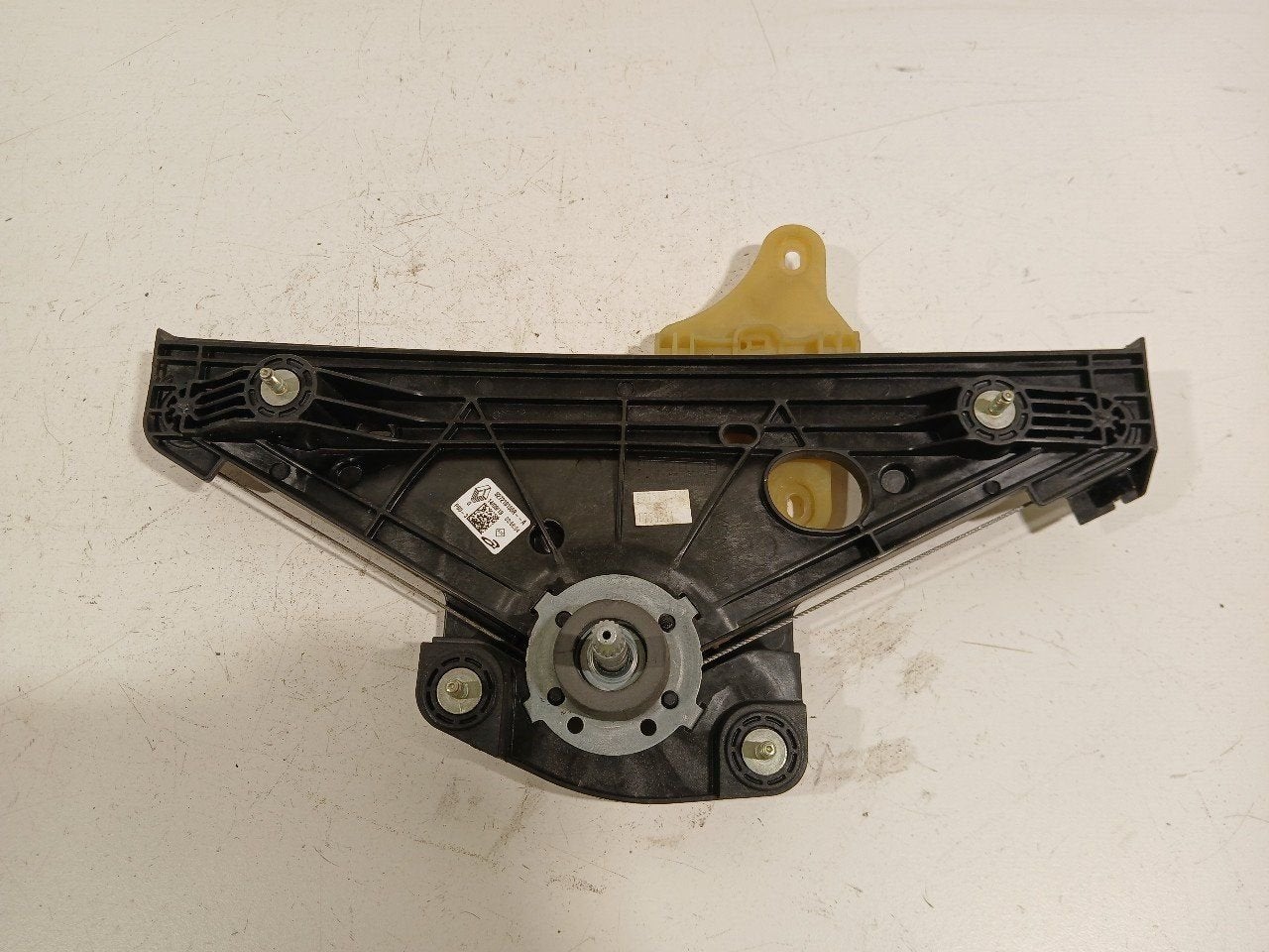 Raammechaniek links achter Renault Clio, Onderdelen@venauto.nl, Van der Ven Autorecycling B.V., Gebruikt, Ettenseweg 76, 4706 PB Roosendaal, The Netherlands