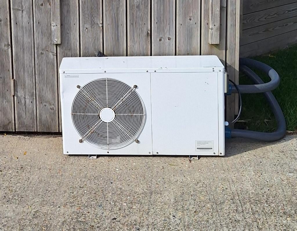 warmtepomp zwembad, Ophalen, Zo goed als nieuw, Zwembadpomp