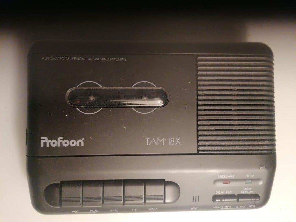 Automatische telefoonbeantwoorder, Telecommunicatie, Ophalen of Verzenden, Zo goed als nieuw, Met bandjes, Meeluisterfunctie