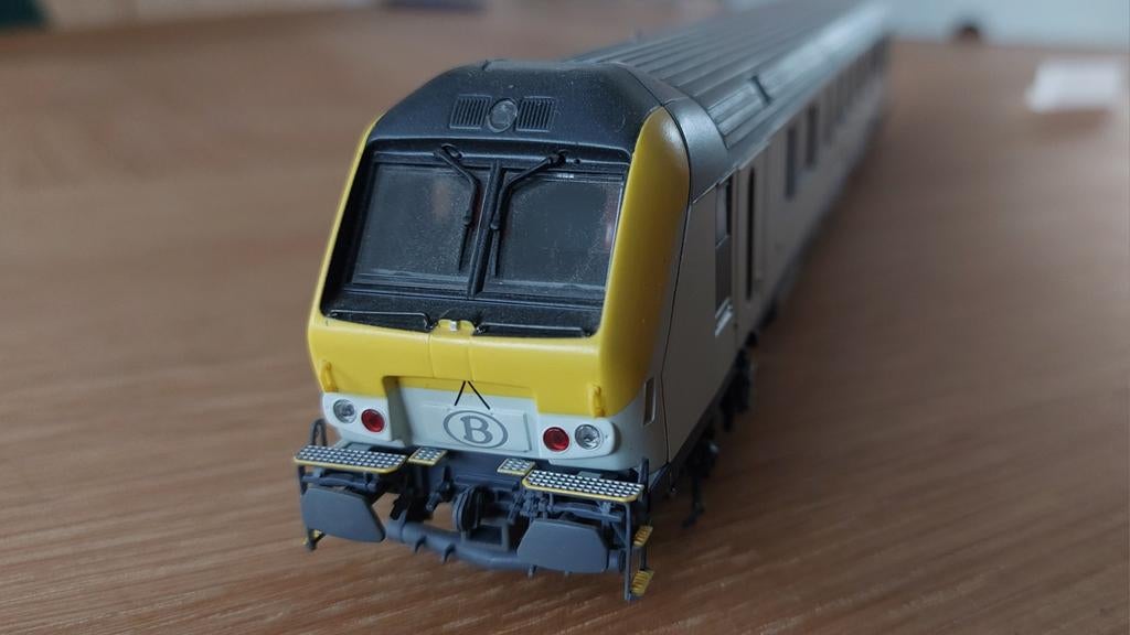 LS models I-11 stuurstand AC digitaal NMBS, Verzenden
