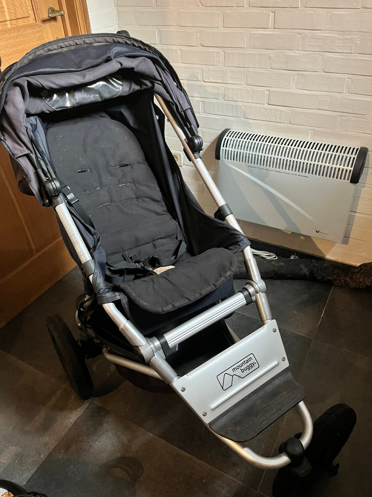 Mountain buggy zwart, Ophalen, Zo goed als nieuw, Voetenzak