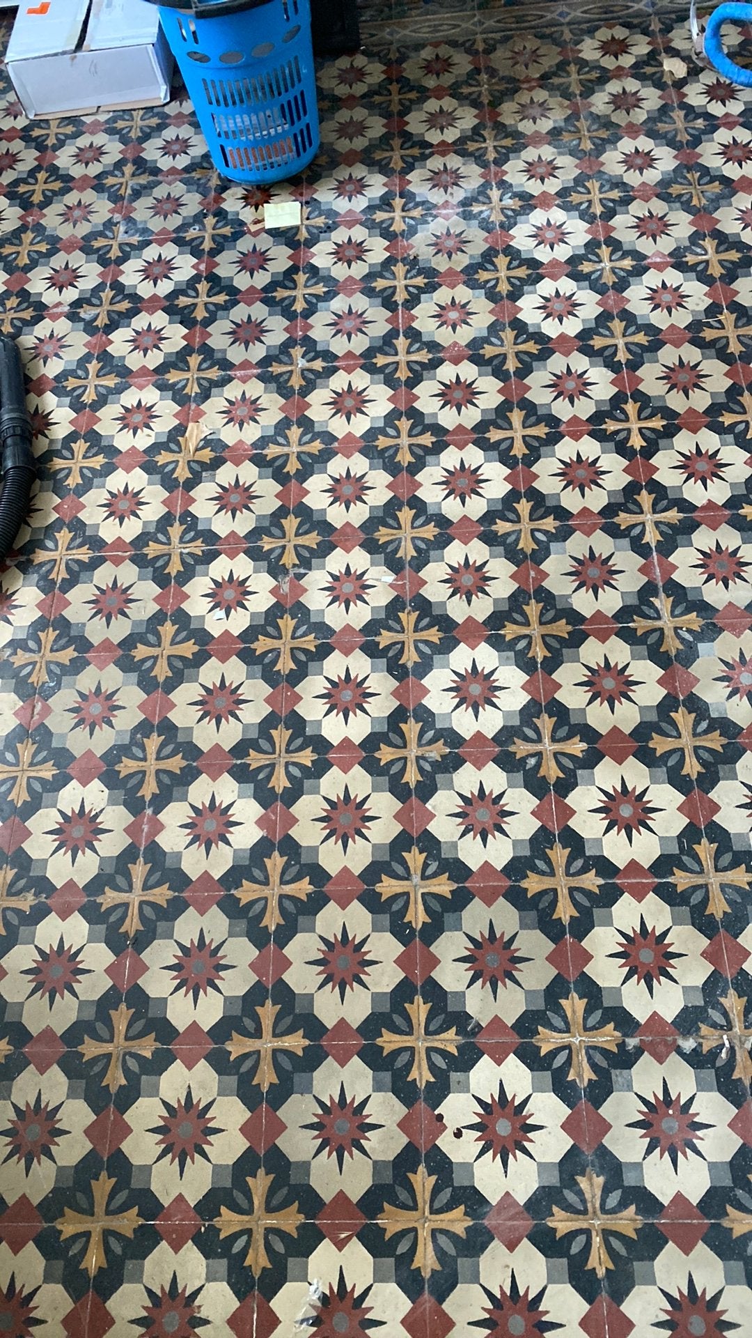 Gratis uit te breken tegel vloer, Doe-het-zelf en Bouw, Ophalen, Gebruikt, 10 m² of meer