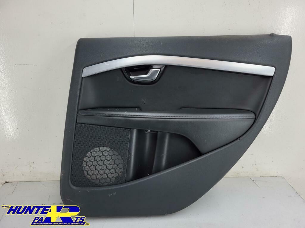 Bekleding deur RA Volvo V70 III ('07-'17) 39810566, Enlèvement ou Envoi, Volvo, Volvo, Utilisé