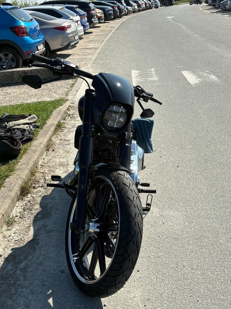 breakout 114, Permis Moto A, Occasion, 2 cylindres, Particulier