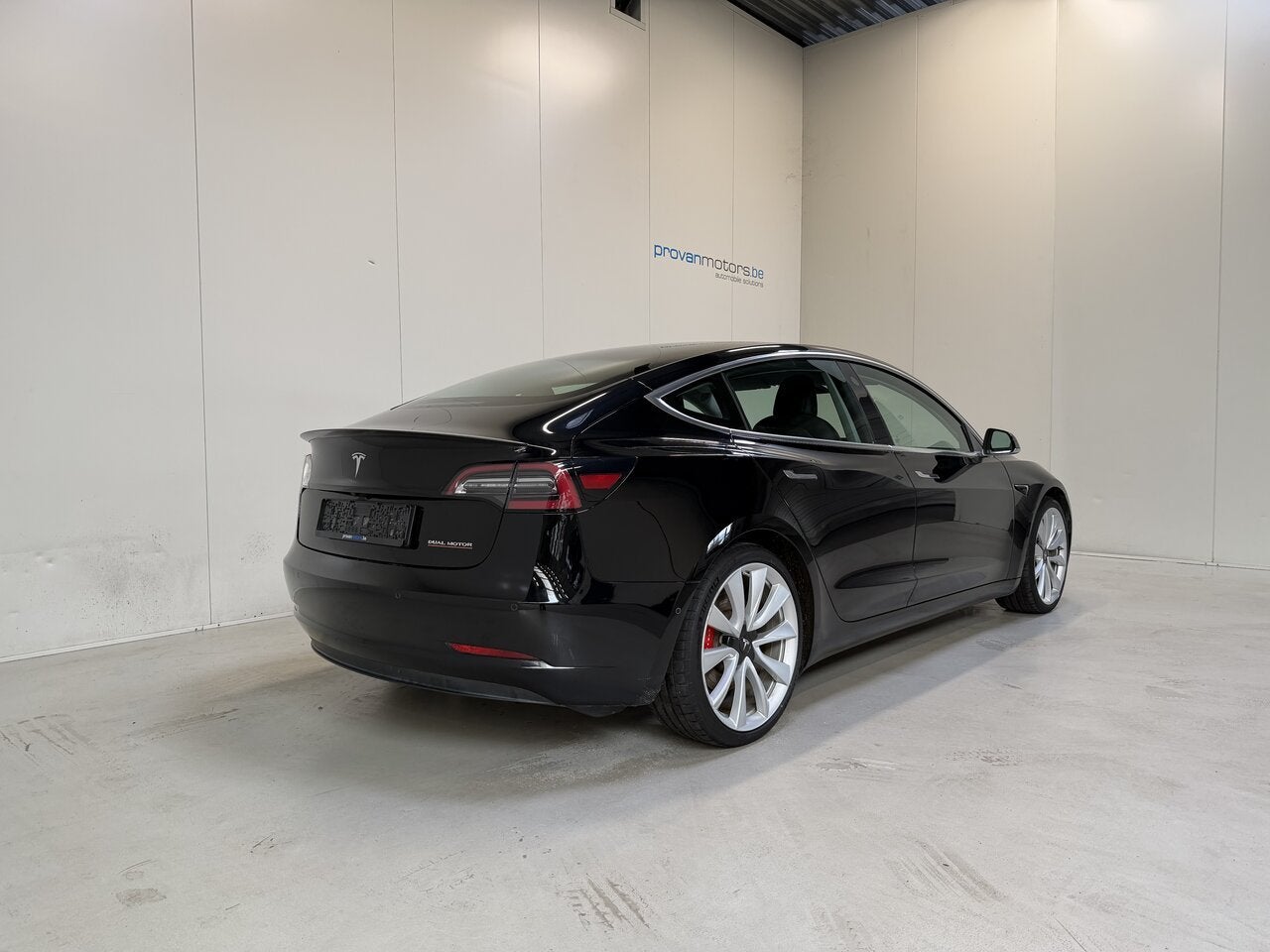 Tesla Model 3 Long Range - Dual Motor - Pano - 430 Km Range, Auto's, 4 deurs, Zwart, 0 kg, Zwart