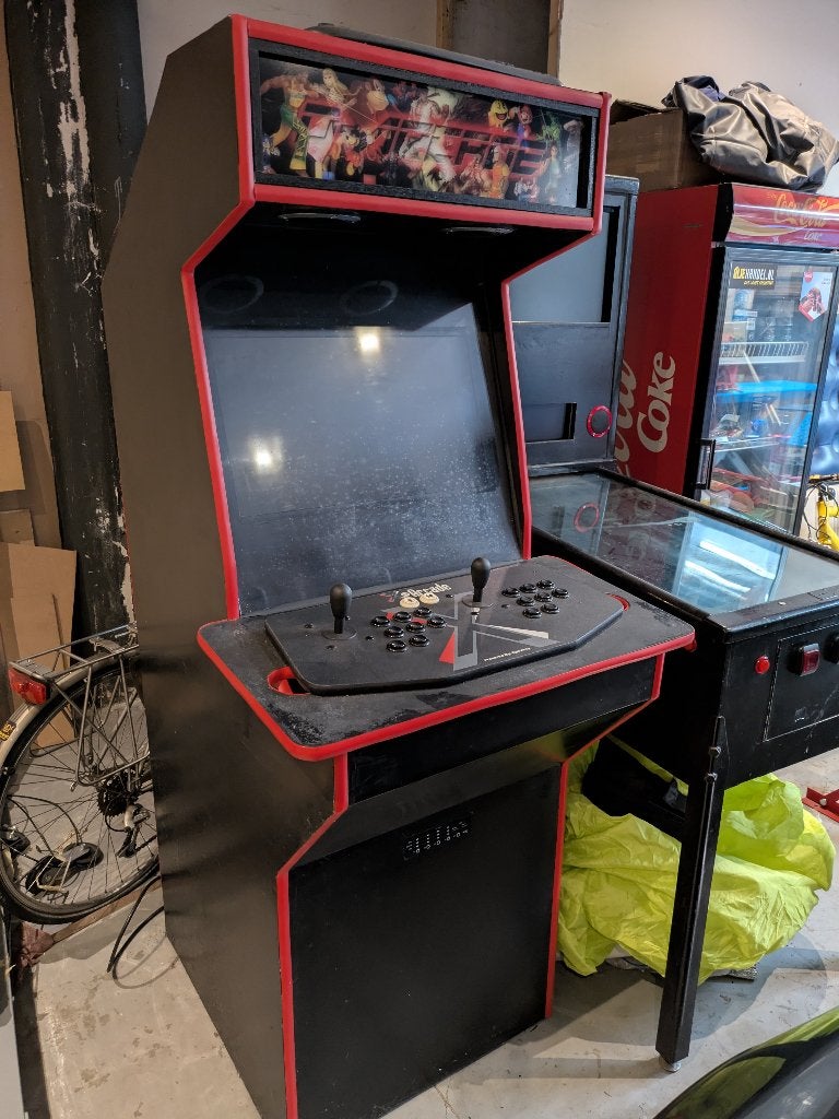 Zelfbouw Arcadekast met PC TEGEN ELK AANNEMELIJK BOD!!!, Ophalen, Gebruikt