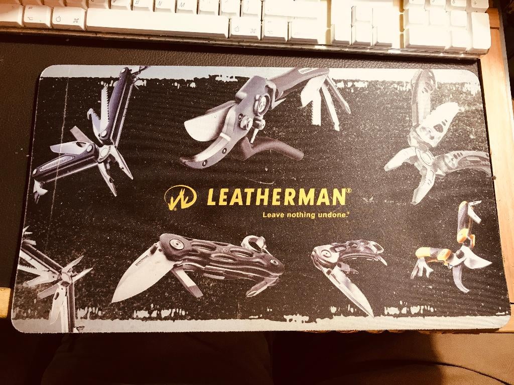 Tapis de travail publicitaire en cuir Leatherman, taille XL, Enlèvement ou Envoi, Neuf