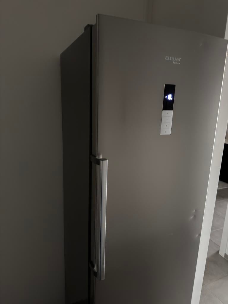 Diepvries - Aiwa Japan, 160 cm of meer, Zo goed als nieuw, Vrijstaand, Ophalen