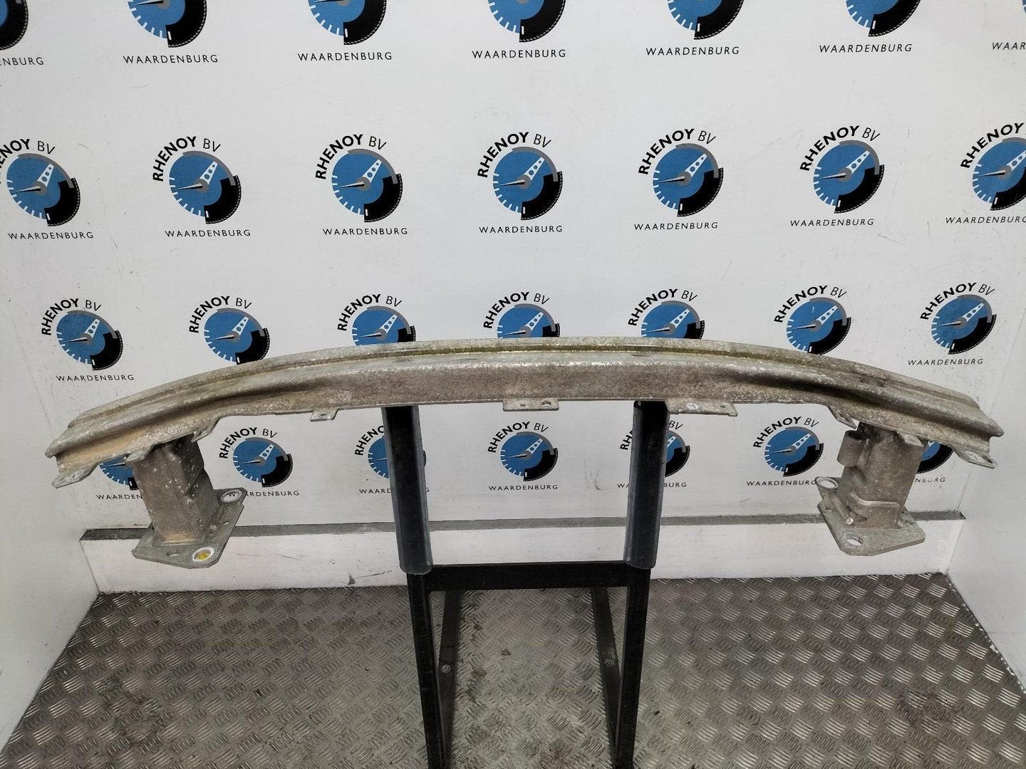 RENAULT MEGANE Megane Estate Dynamic VOORBUMPER BALK 2009, Auto-onderdelen, Ophalen of Verzenden, Gebruikt, Stiba lid