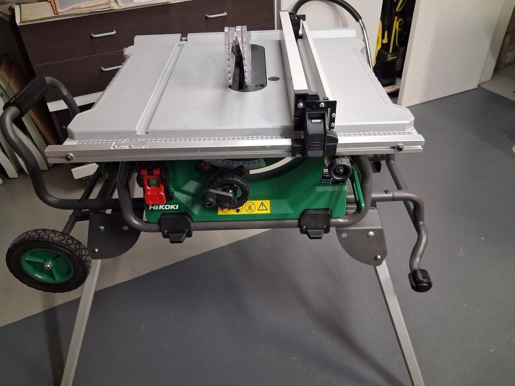 scie circulaire Hikoki  Neuf à saisir ! Top affaire !, Doe-het-zelf en Bouw, Ophalen, Cirkelzaag, Nieuw, 1200 watt of meer