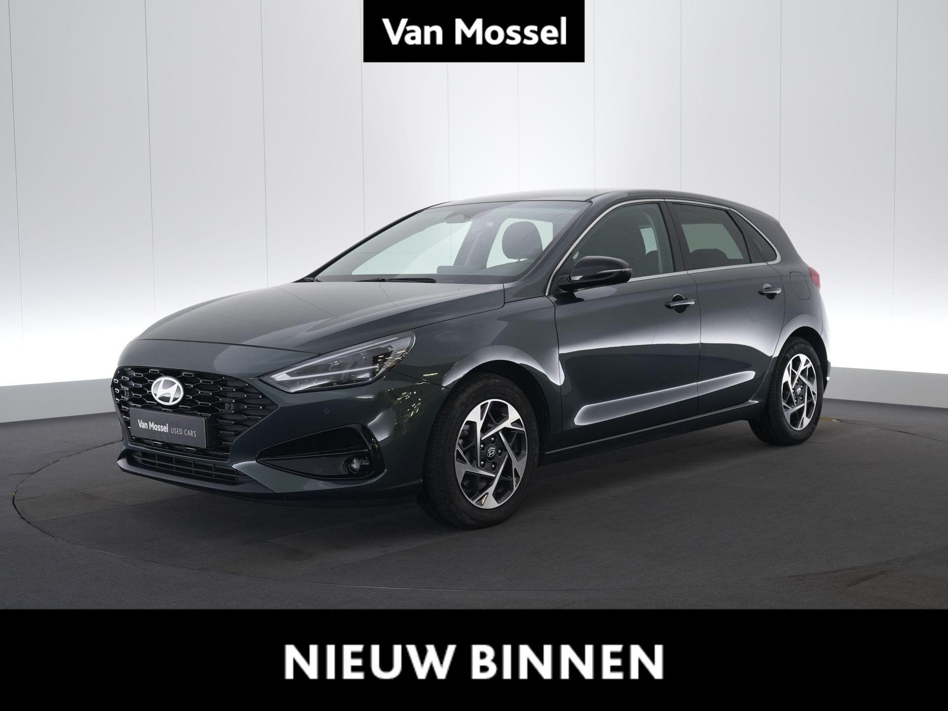 Hyundai i30 TECHNO, Auto's, Stof, Gebruikt, https://public.car-pass.be/vhr/e8932c36-205f-4cb5-925c-a2930dcd082b, 100 pk