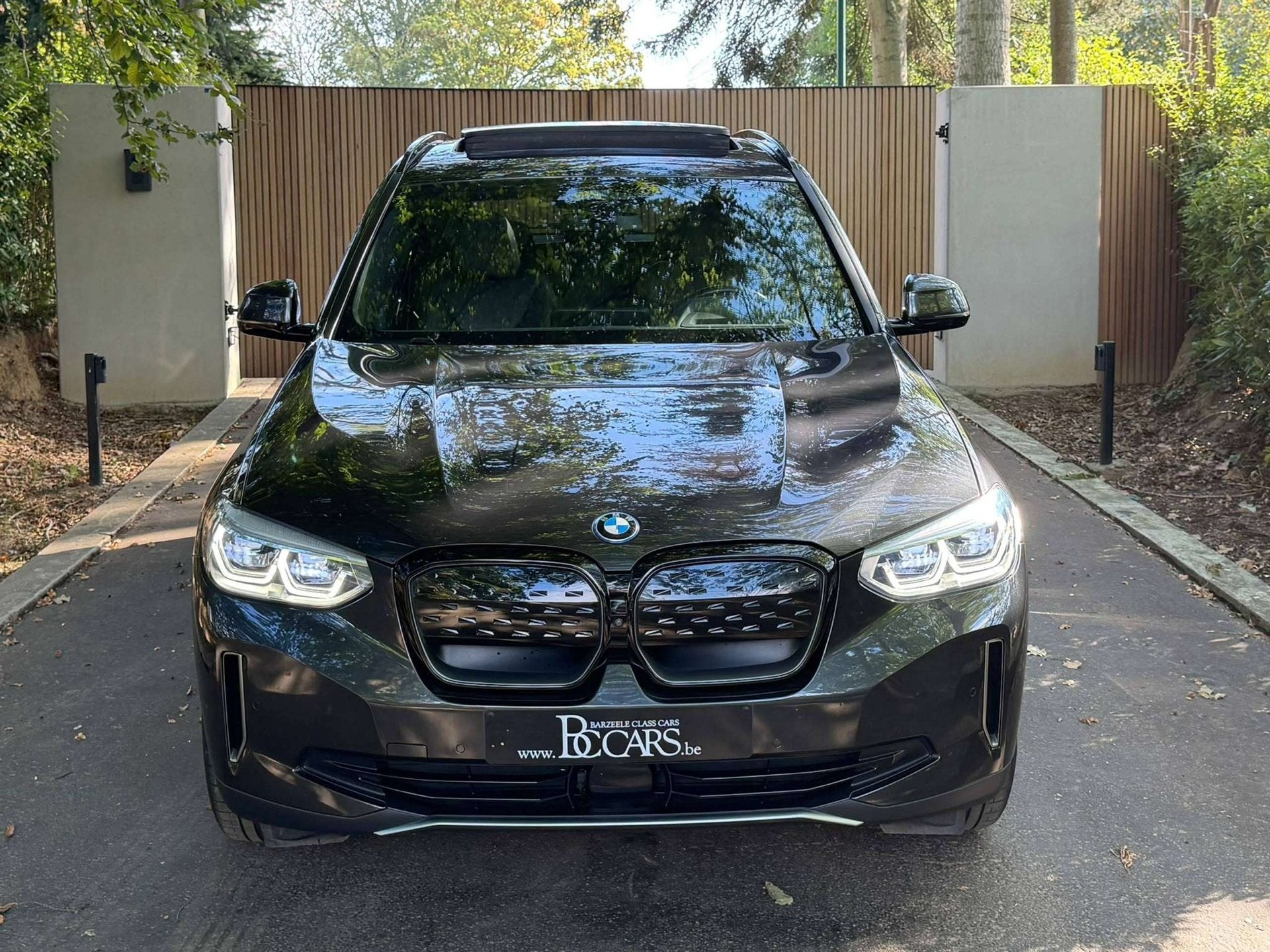BMW iX3 iX3 M-Pakket-Pano-Led-ACC-HK Sound-Head Up-19", Auto's, Automaat, Dealer onderhouden, Gebruikt, Zwart
