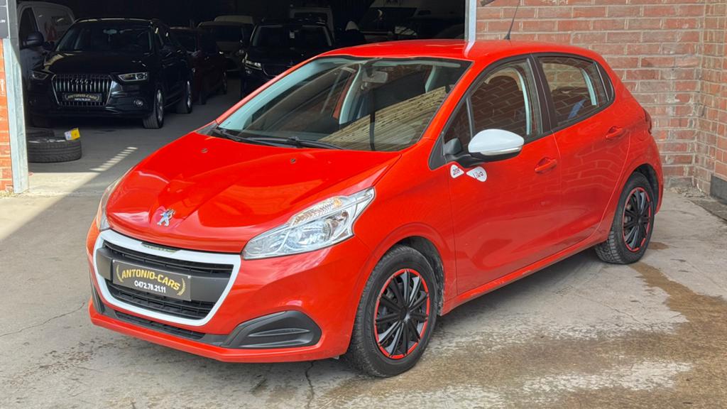 Peugeot 208 1.6HDI Like EURO-6b prete à immatriculer, Auto's, 75 kW, Euro 6, 1600 cc, Bedrijf