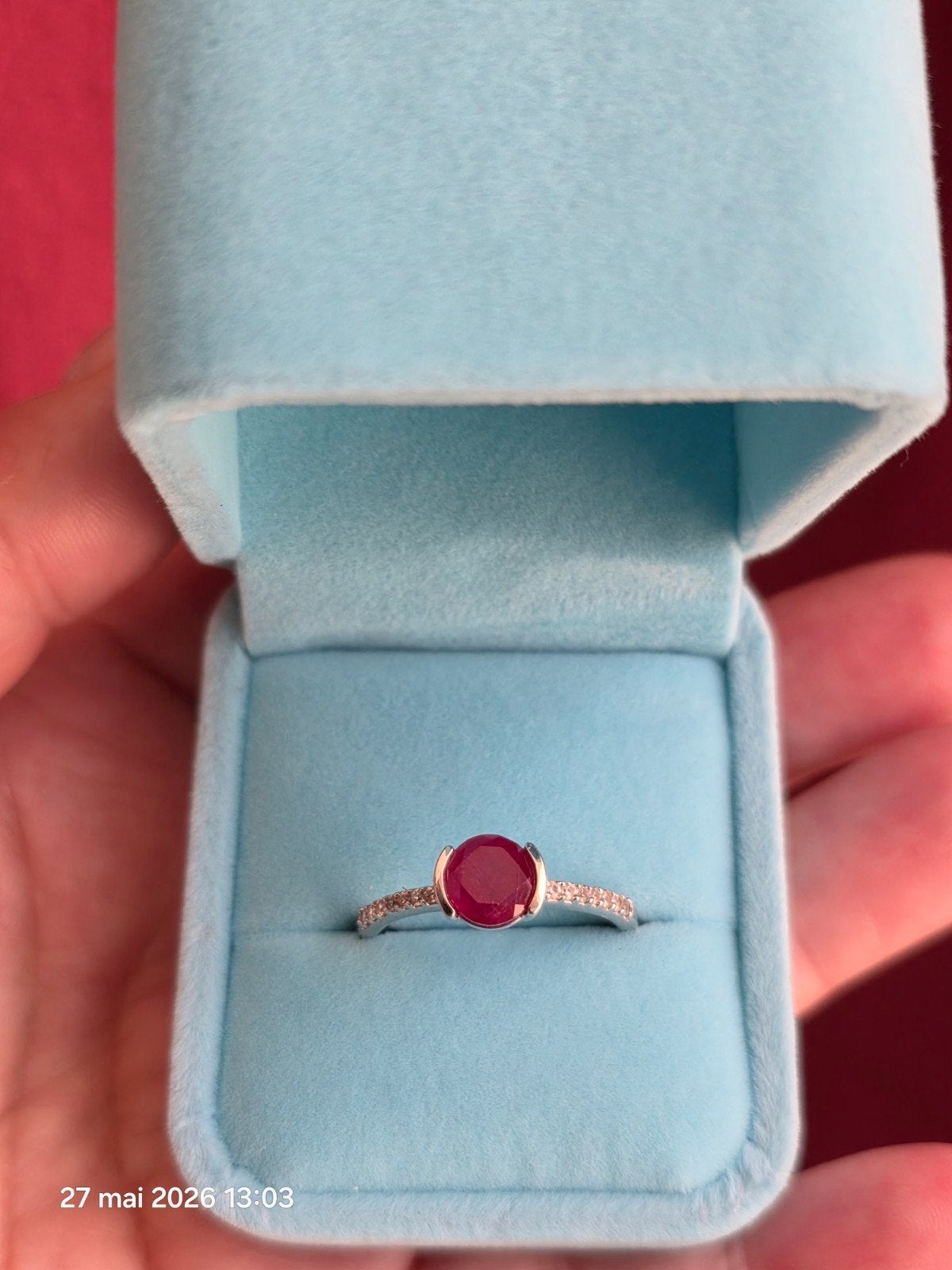 Bague en argent plaqué platine avec rubis et certificat, Neuf, Enlèvement, Argent, Argent