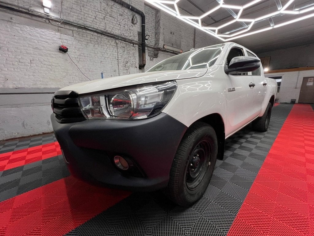 Toyota Hilux Excellent, Achat, 2393 cm³, Boîte manuelle, Noir