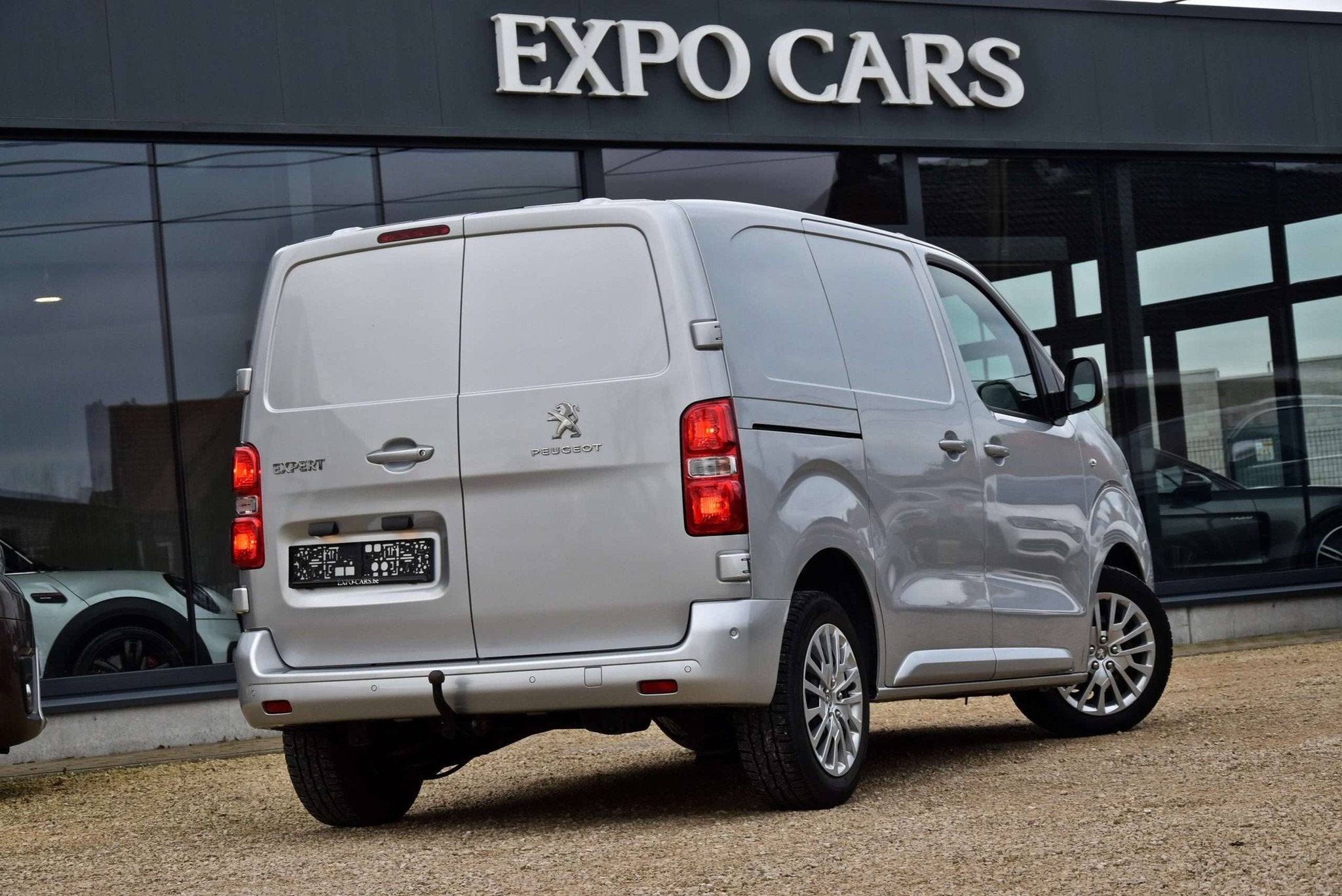 Peugeot Expert L1H1 Edition*CRUISE*TREKHAAK*CARPLAY*PDC*, Autos, Argent ou Gris, Achat, 139 g/km, Entreprise