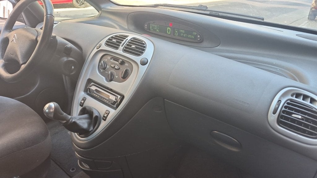 Citroen Xsara 1.6 benz Bj 2008 123000km!!! 1ste eigenaar, 4 deurs, Monovolume, Xsara, Beige