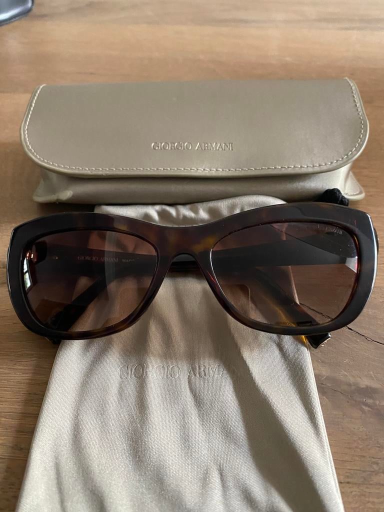 Zonnebril Giorgio Armani, Ophalen of Verzenden, Zo goed als nieuw, Bril