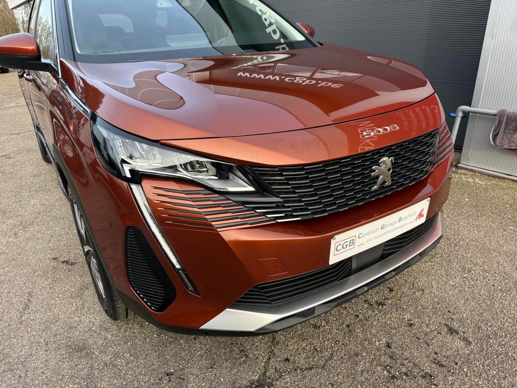 Peugeot 5008 12PureTech 131pk EAT8 ROADTRIP, Gebruikt, Euro 6, 7 zetels, Lichtsensor
