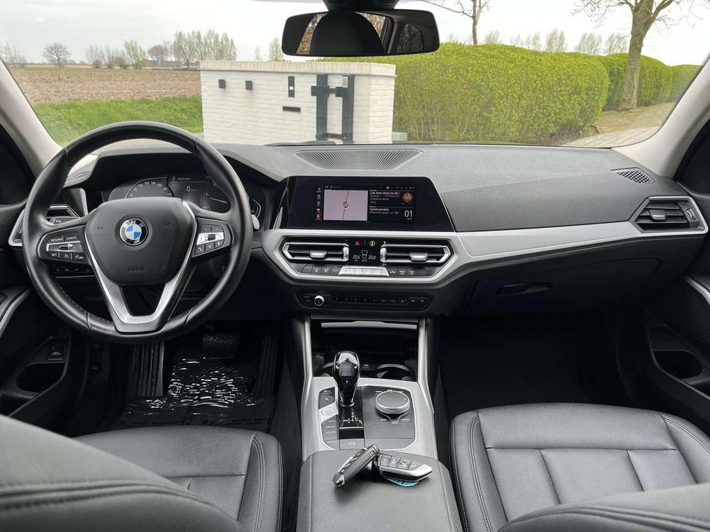 BMW 318 Touring dA MHEV/1eignr/Carplay/Navi/Cruise/Pdc/Led, Auto's, 1995 cc, Zwart, 4 cilinders, Bedrijf