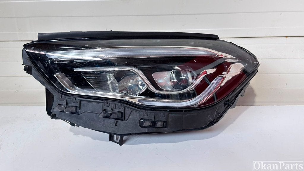 Mercedes-Benz GLA H247 LED linker koplamp links A2479066301, Gebruikt, Mercedes-Benz AG, Mercedes-Benz, Mercedesstrasse 120
70372  Stuttgart, DE