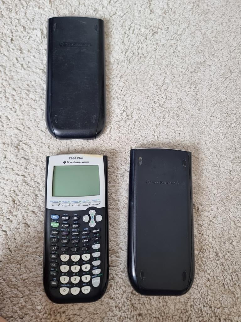 Texas instruments  TI-84 Plus met dekselen  (x2), Divers, Calculatrices, Enlèvement, Calculatrices graphique