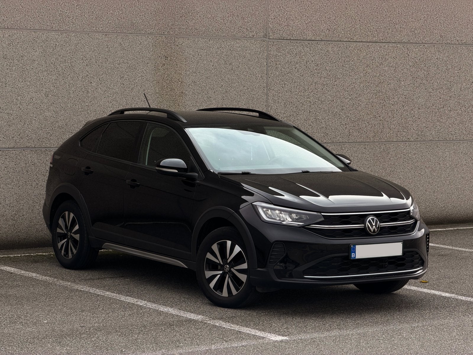 Volkswagen Taigo 1.0 TSI DSG Automaat – 2023 – 55.000 km, Auto's, Stof, Euro 6, Lane Keeping Assist, Zwart