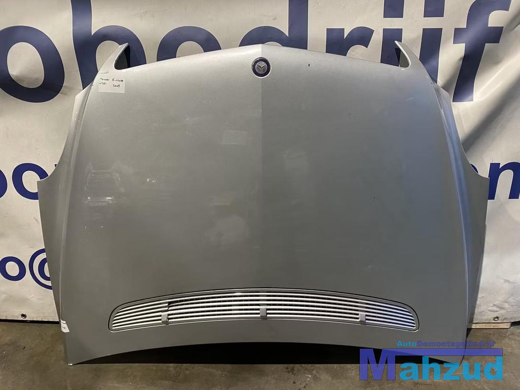 MERCEDES R-KLASSE W251 Grijs motorkap 2005-2017, Gebruikt, Mercedes-Benz AG, Mercedes-Benz, Mercedesstrasse 120
70372  Stuttgart, DE