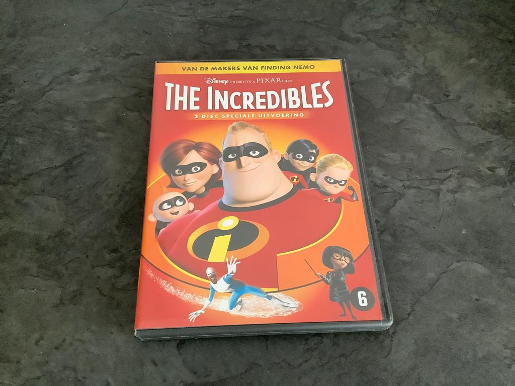 Disney-Pixar The Incredibles DVD (2005), Cd's en Dvd's, Europees, Tekenfilm, Ophalen of Verzenden, Zo goed als nieuw