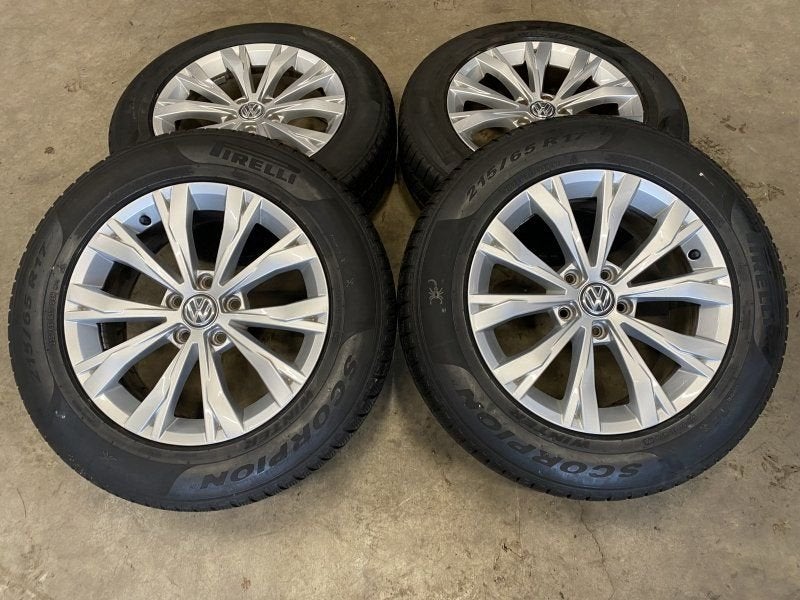 17 inch originele Montana velgen + winterbanden Volkswagen T, Pneus et Jantes, -, 17 pouces, Utilisé