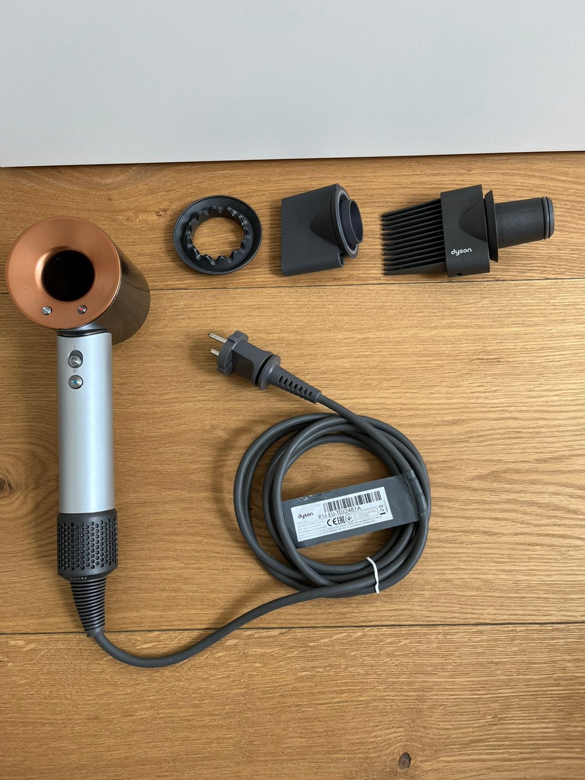 Sèche-cheveux Dyson supersonic, Bijoux, Sacs & Beauté, Beauté | Soins des cheveux, Enlèvement ou Envoi, Comme neuf, Sèche-cheveux