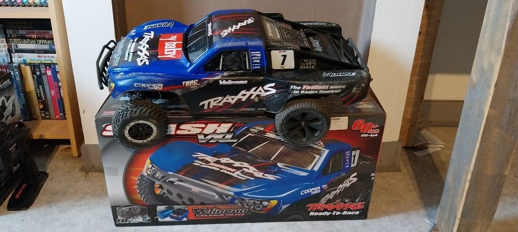 Traxxas slash 2wd vxl lot of apart, Hobby en Vrije tijd, Elektro, Ophalen of Verzenden, Zo goed als nieuw, Schaal 1:10