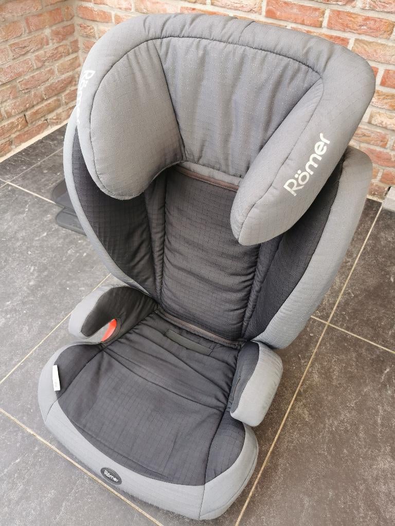 Autostoel Isofix 4-12 jaar met beschermhoes voor auto, Kinderen en Baby's, Autostoeltjes, Ophalen, Gebruikt, Romer, Isofix