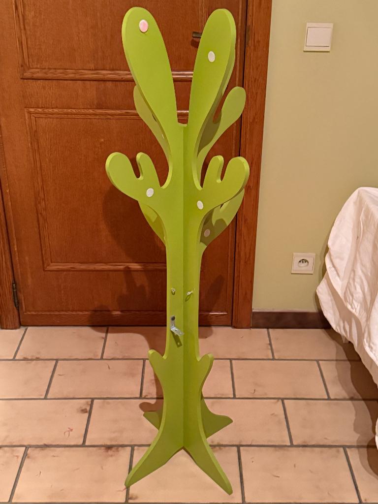 Houten kapstok (boom), Ophalen, Gebruikt, Kapstokje