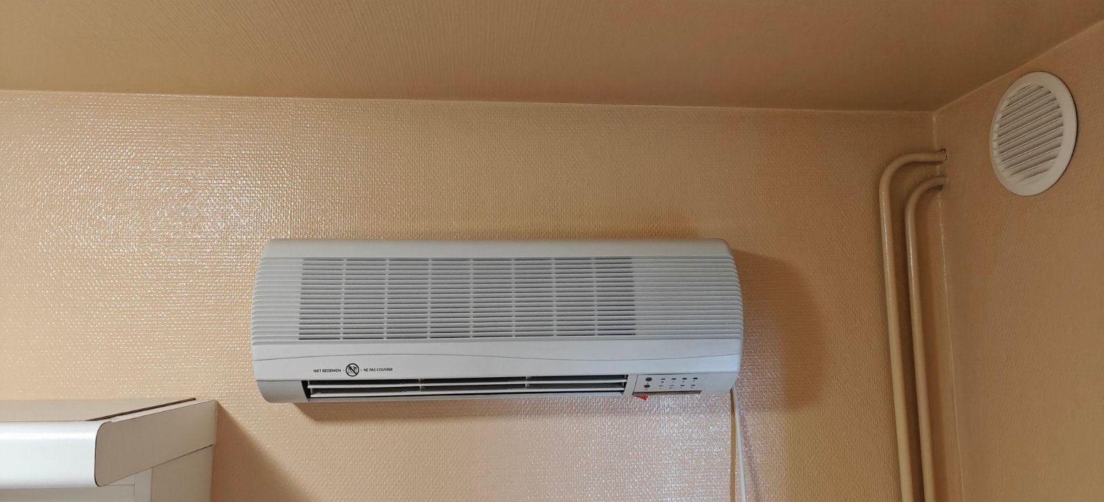 Elektrische verwarming badkamer, Doe-het-zelf en Bouw, Verwarming en Radiatoren, Ophalen