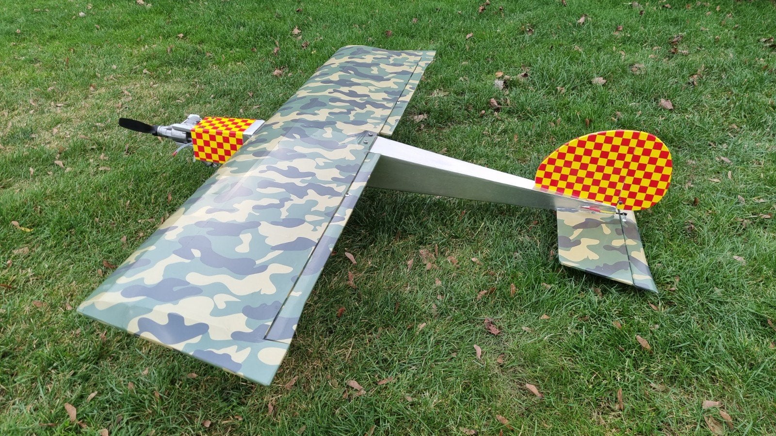 Ugly stick 180cm 20cc saito, Enlèvement, Comme neuf, Nitro