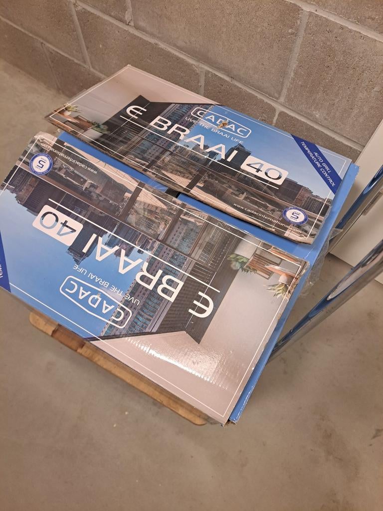 E-BRAAI van Cadac. Totaal vermogen: 2300 W, Type: Barbecue, Ophalen