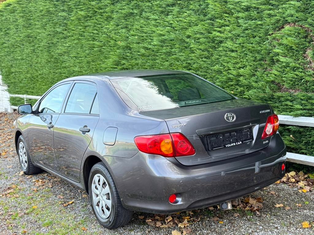Toyota Corolla 1.4 Turbo D4D  1er Main Carnet Complet G, Auto's, Toyota, Voorwielaandrijving, Stof, Zwart, https://public.car-pass.be/vhr/1a27ba36-8038-41f3-a09b-afc07b8be876?lang=fr