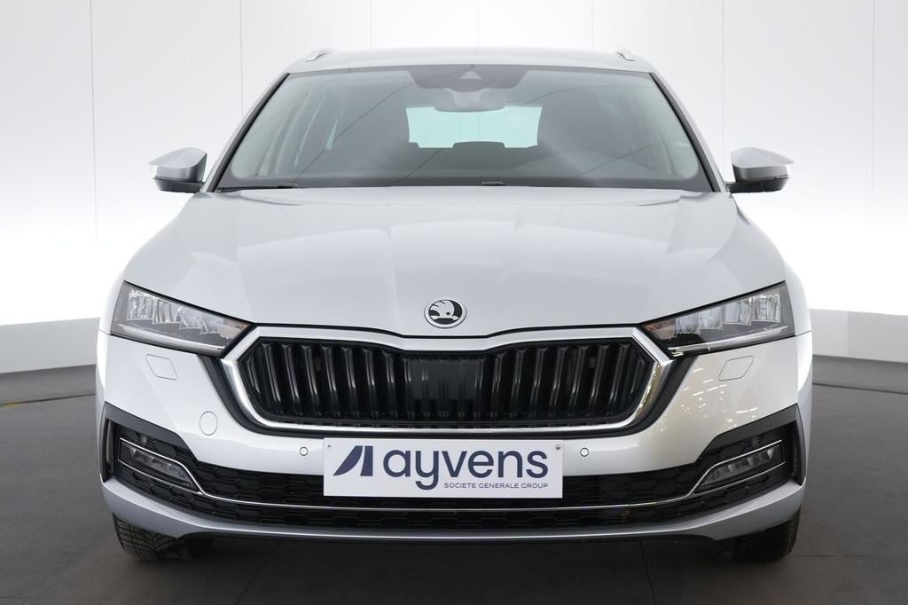 (2BNY468) SKODA OCTAVIA COMBI, Autos, Argent ou Gris, Achat, Cruise Control, Euro 6
