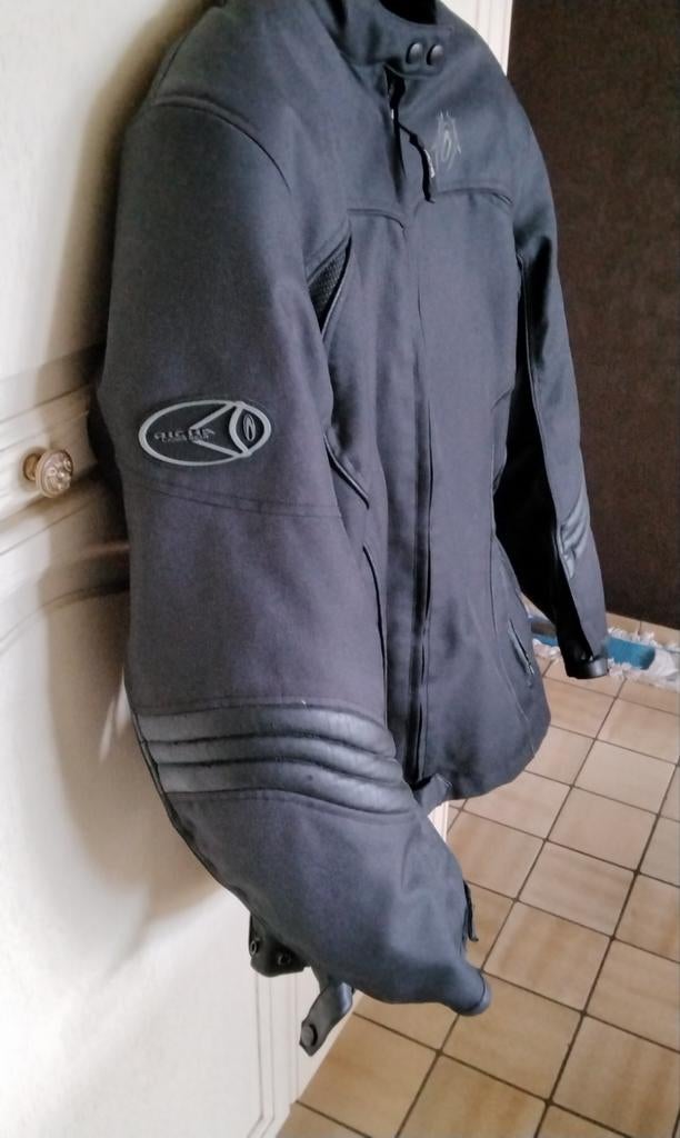 Damensmotorvest, Ophalen