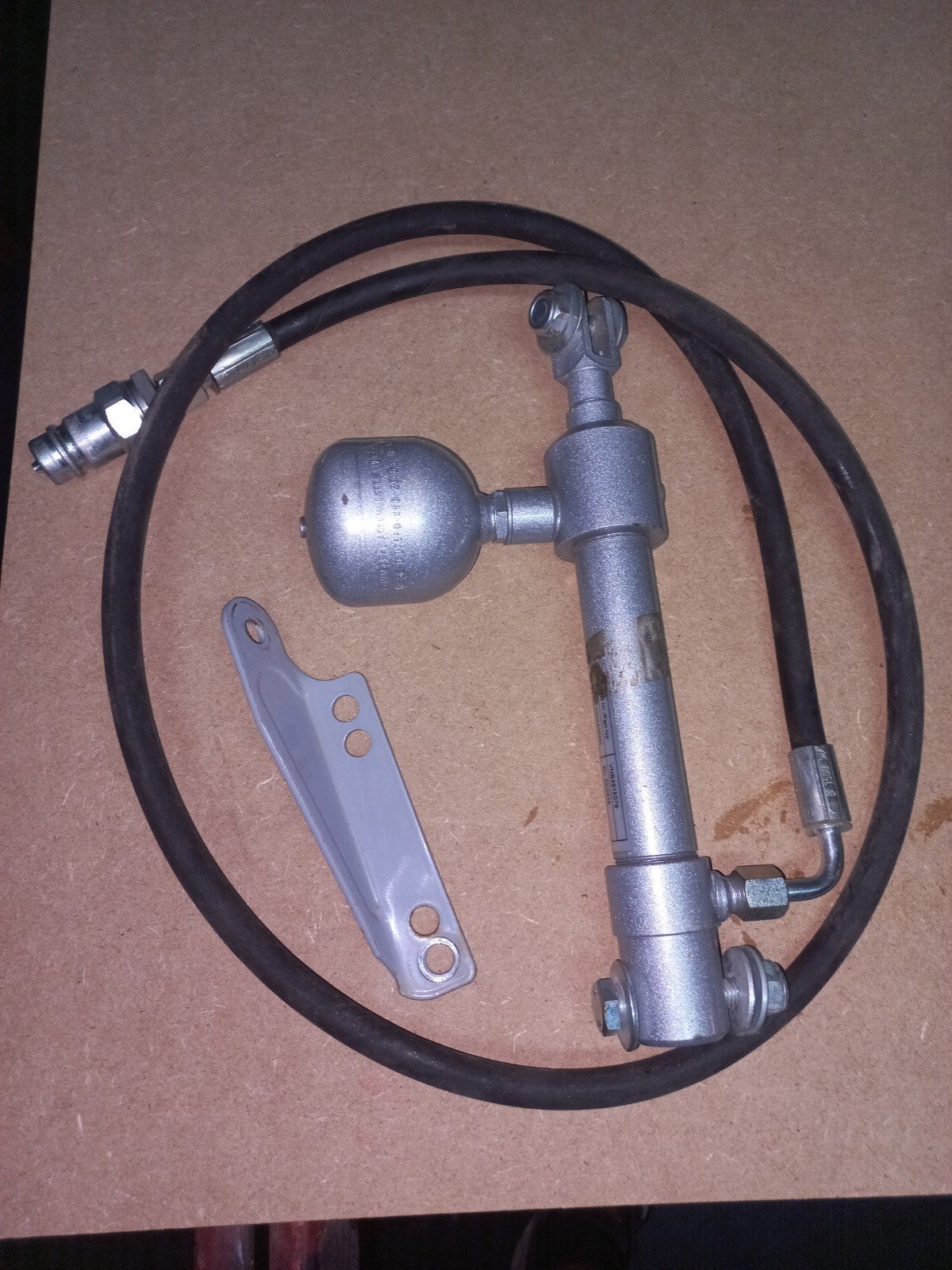 Épandeur d'engrais Vicon à commande hydraulique., Articles professionnels, Agriculture | Outils, Enlèvement