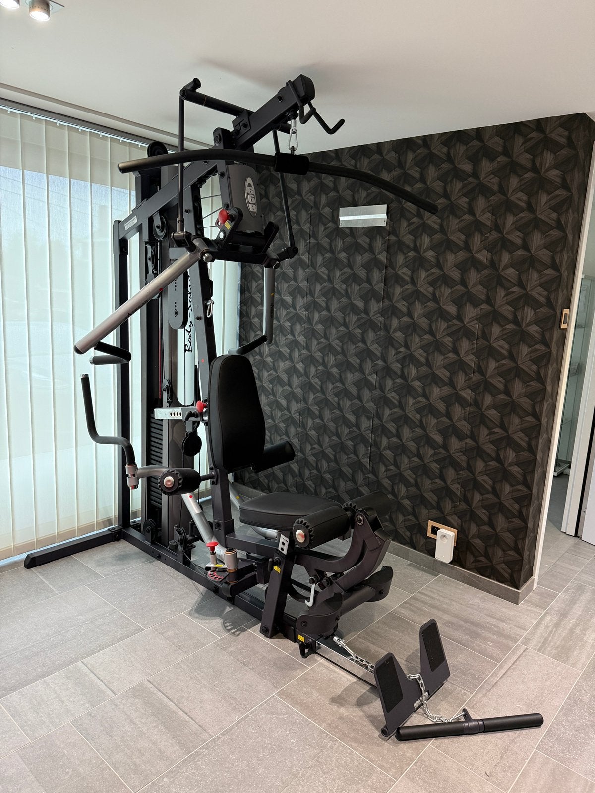 PROFESSIONELE BODY-SOLID G6B MULTIGYM – NAUWELIJKS GEBRUIKT, Enlèvement, Comme neuf, Bras