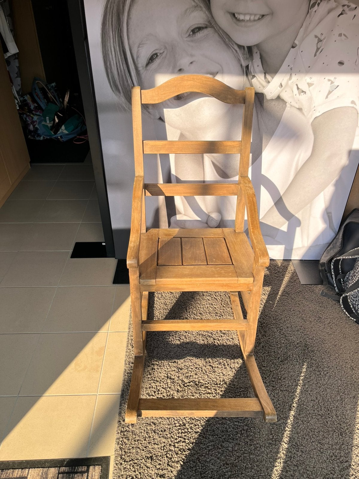 Mooie houten handgemaakte schommelstoel, Ophalen, Zo goed als nieuw