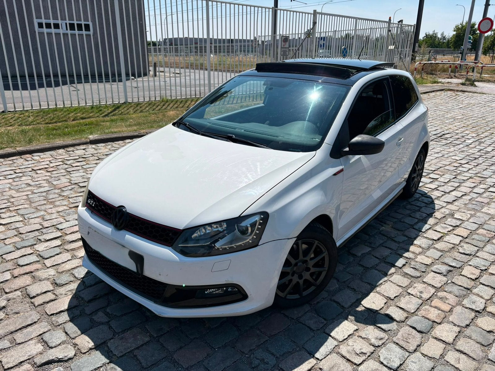 Volkswagen polo gti 180pk automaat gekeurd, Autos, Volkswagen, Achat, Toit panoramique, Automatique, Particulier