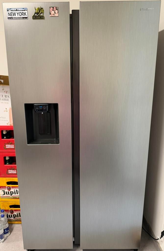 Amerikaanse frigo met ijsmaker, Elektronische apparatuur, Koelkasten en IJskasten, Ophalen, Zo goed als nieuw