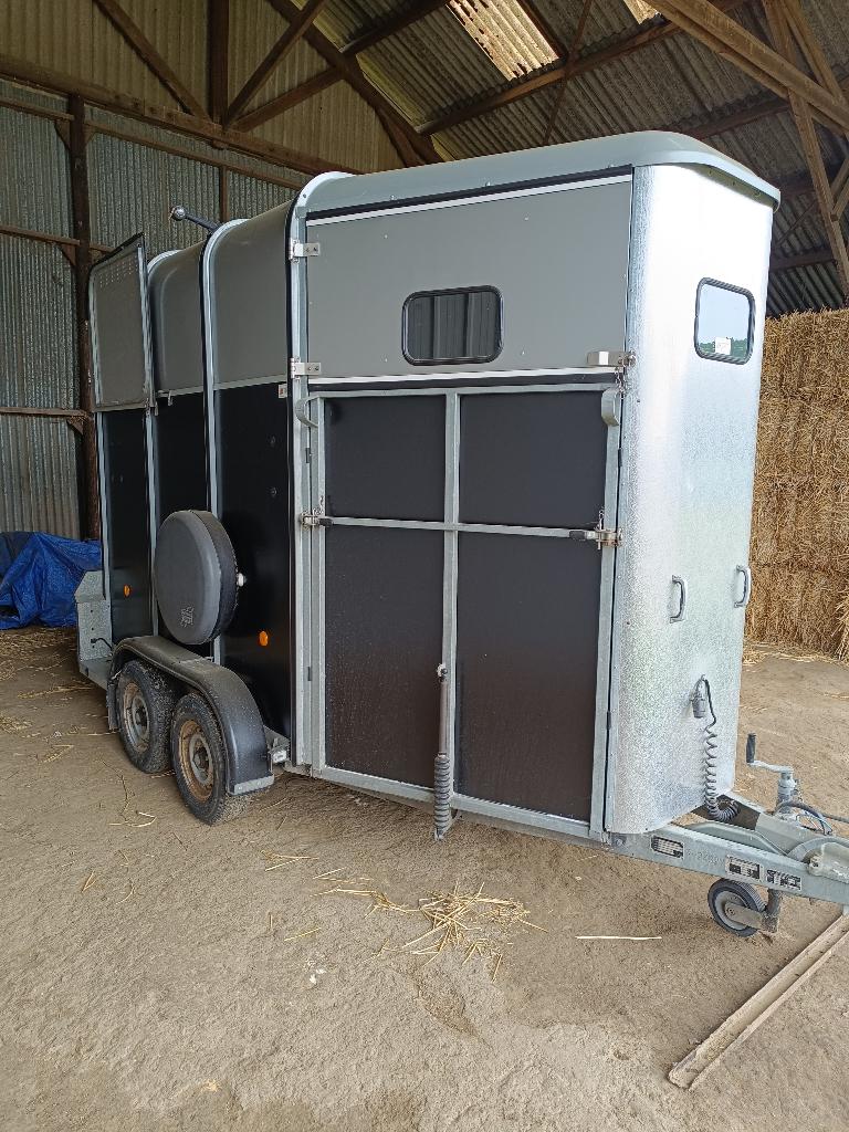 IFOR WILLIAMS HB510, Enlèvement, Utilisé